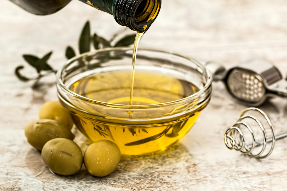 Greek Vinegars: Apple Cider, Balsamic & the Mediterranean Pantry