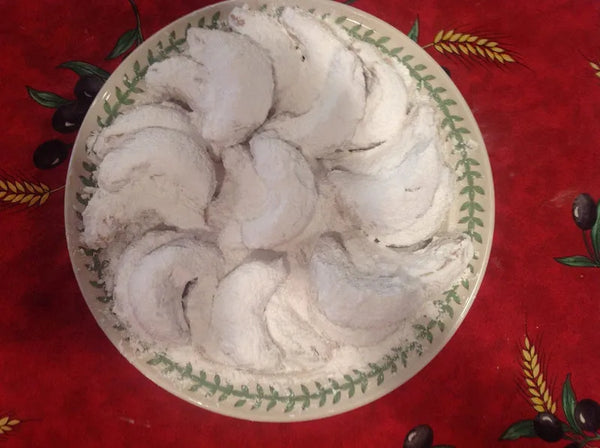 Kourabiedes (Greek Wedding Cookies)