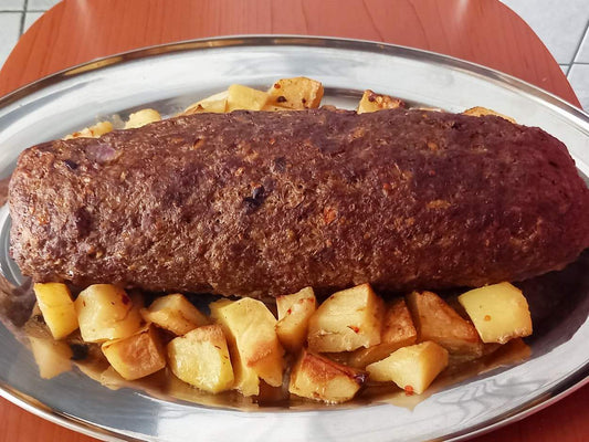 Greek style meatloaf / burgers with potatoes